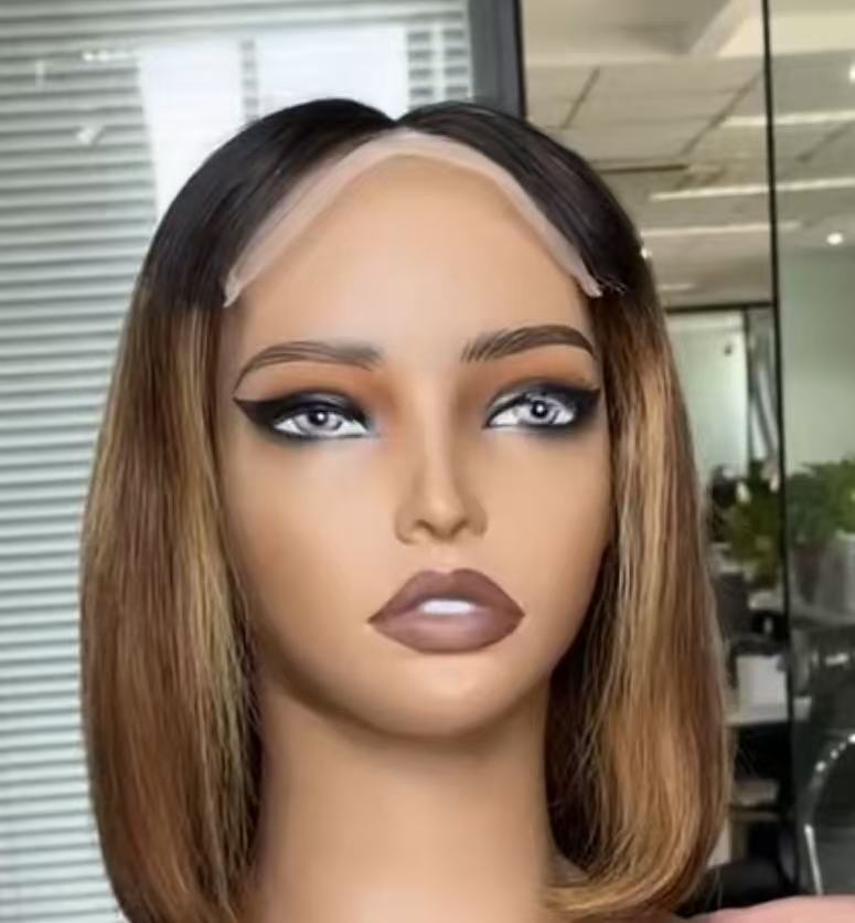 Wow Glama™ Sleek P4/27 Highlighted Human Hair Sleek Bob Wig, 10”, 5*5 Lace, 200 Density.